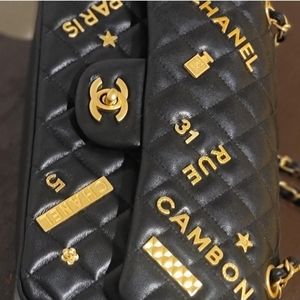 Chanel medium lambskin flap